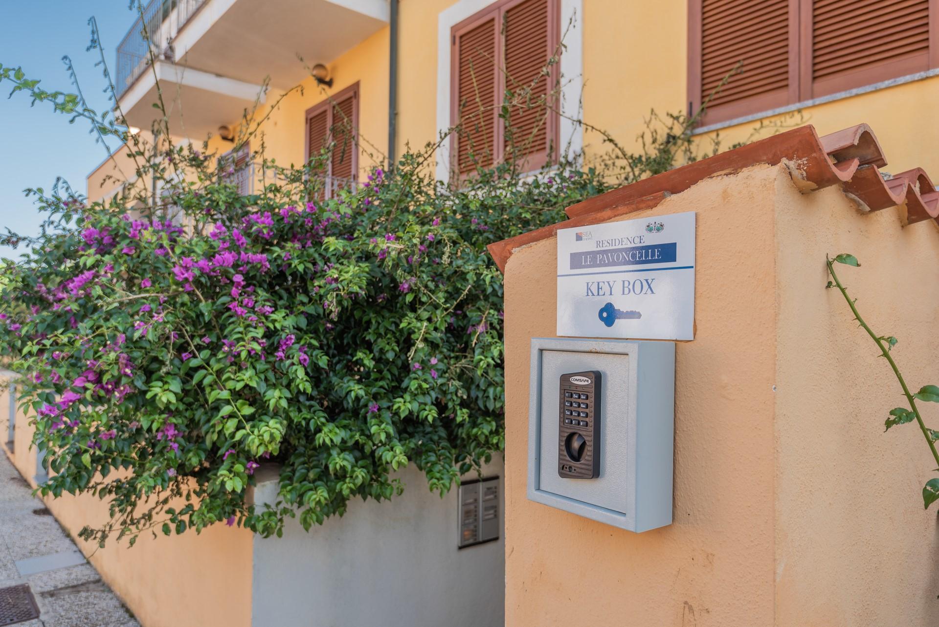 Residence Le Pavoncelle Santa Teresa Gallura Exterior photo