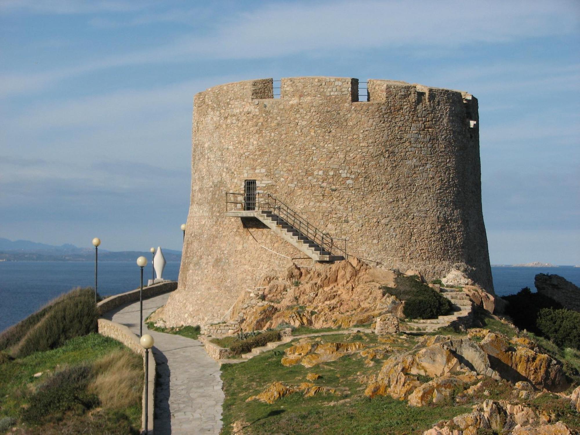 Residence Le Pavoncelle Santa Teresa Gallura Exterior photo